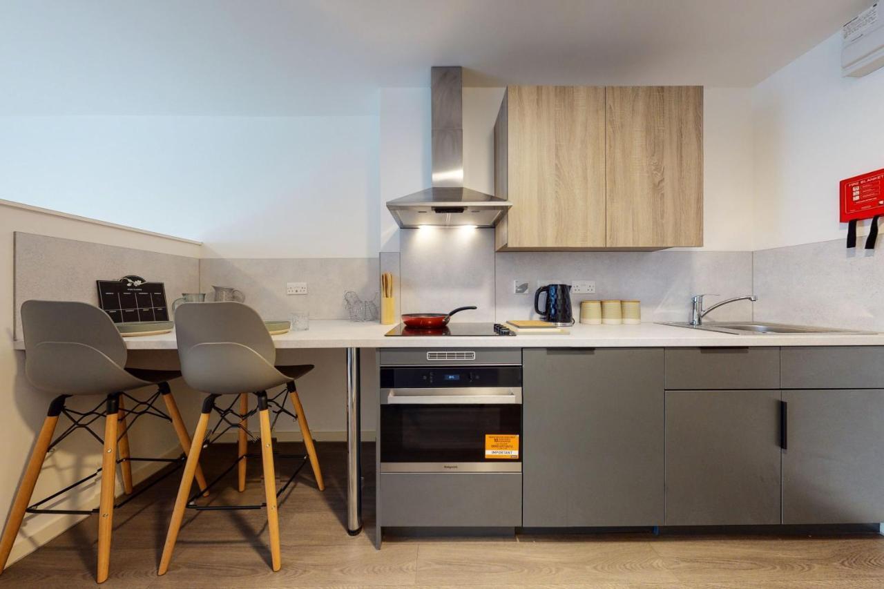 Private Bedrooms With Shared Kitchen, Studios And Apartments At Canvas Glasgow Near The City Centre For Students Only Esterno foto